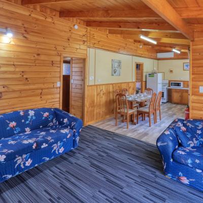 Boat Harbour Garden Cottages 1 H 1920